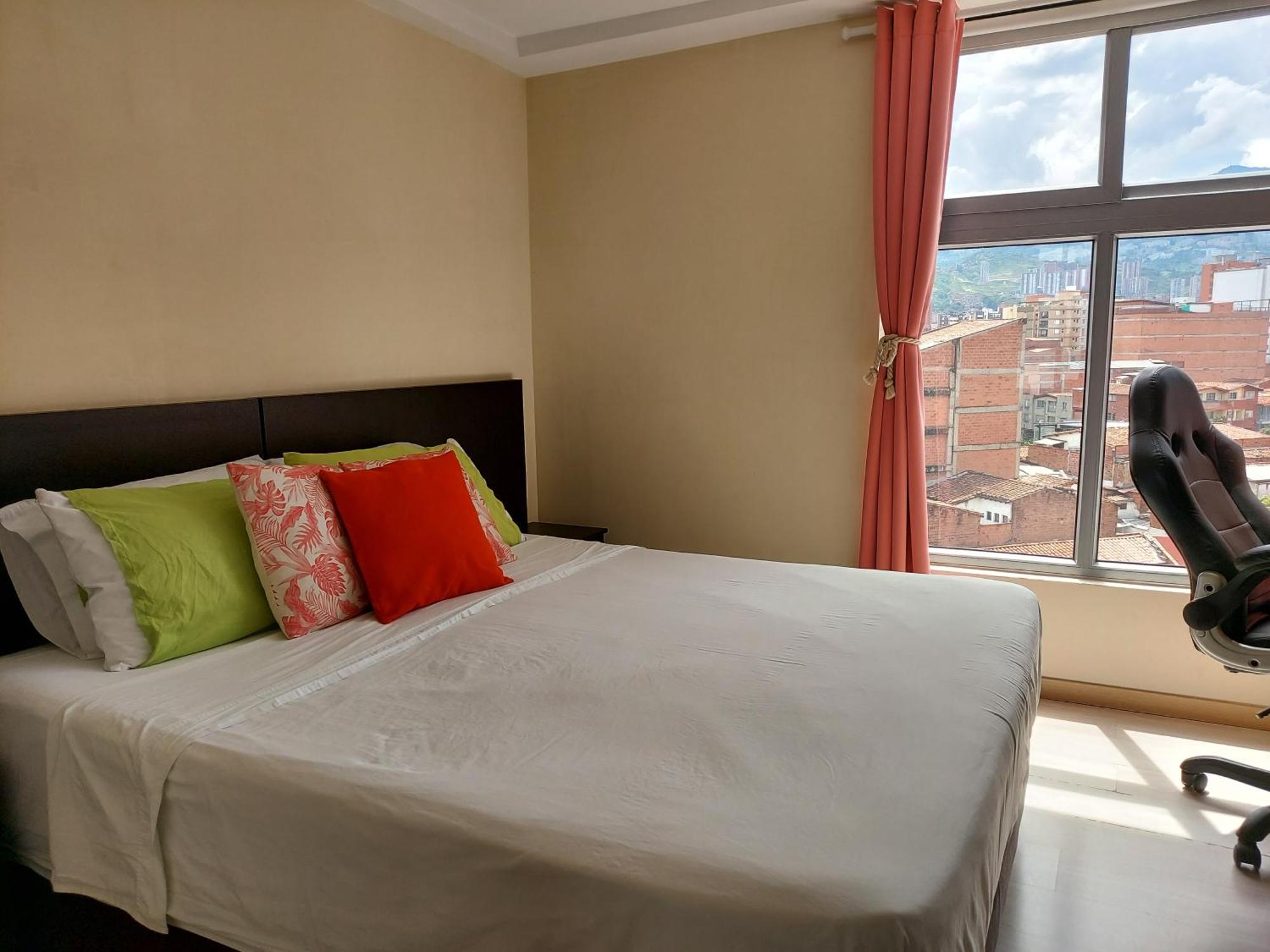 San Peter Apartments Medellin Exterior photo