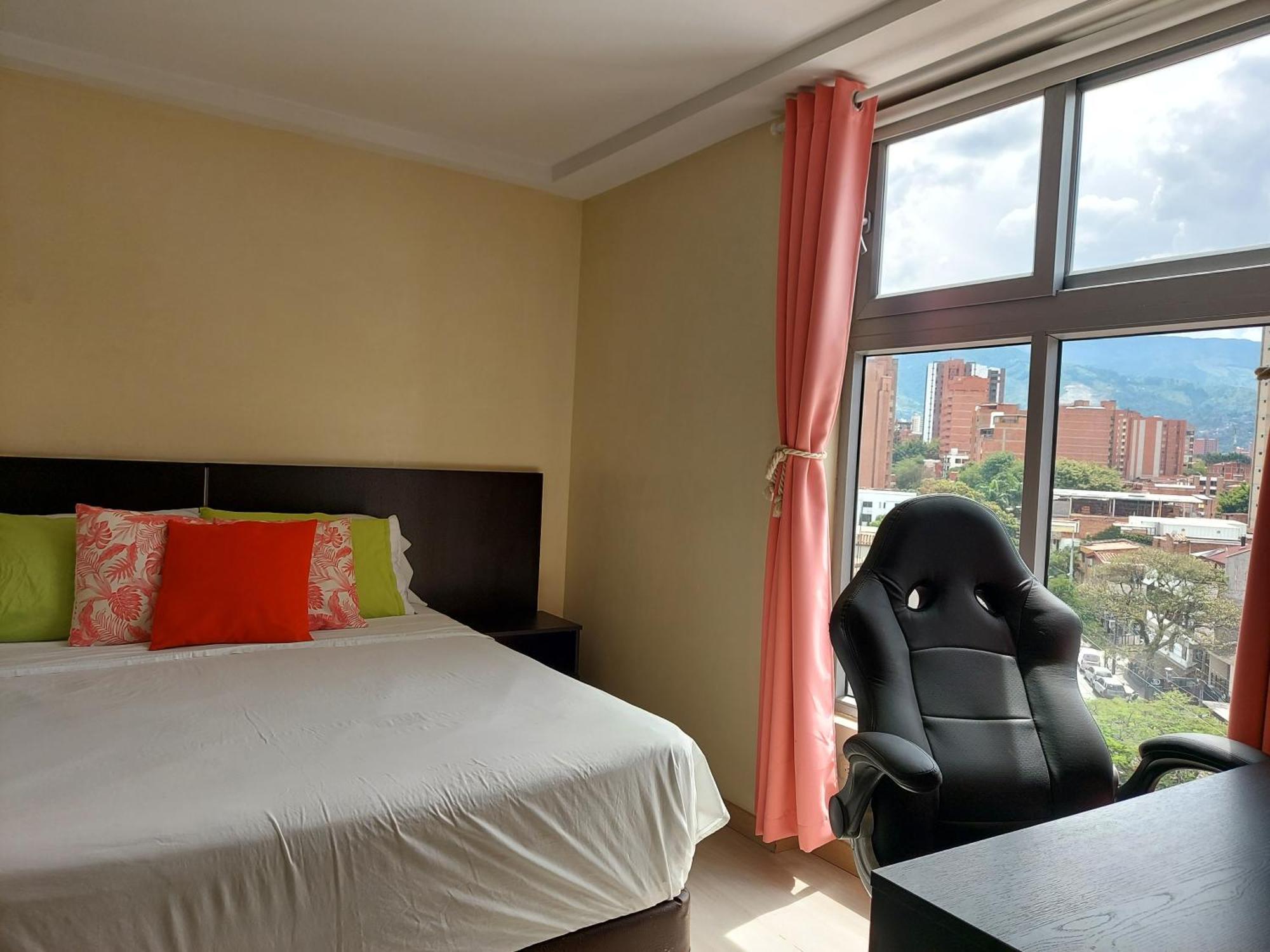 San Peter Apartments Medellin Exterior photo